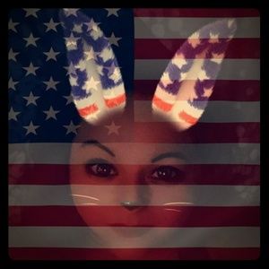 Meet your Posher, Dinah